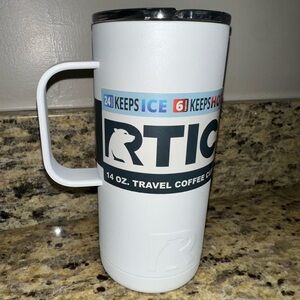 RTIC 14 oz Travel Coffee Cup Mug In “Chalk” (RARE DISCONTINUED SIZE AND COLOR)